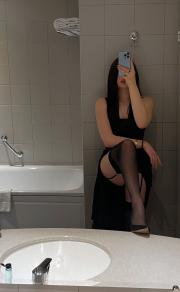 Проститутка Киева Владлена, с 1 размером сисек