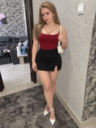 Проститутка Киева Maggy, с 3 размером сисек