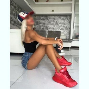 Проститутка Киева Лика новая, ей 19 лет