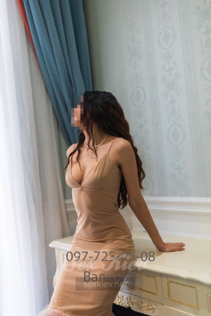 Проститутка Киева Валерія, секс с 01:00 до 01:00
