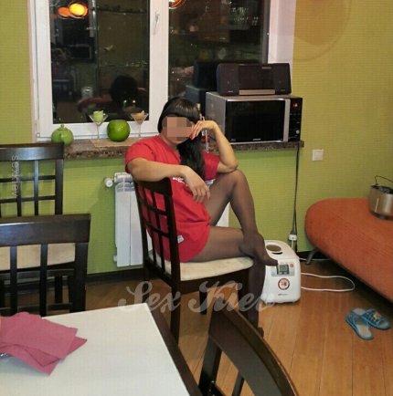 Проститутка Киева Зара, с 2 размером сисек