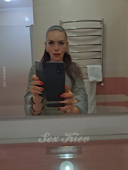 Проститутка Киева Соковита, секс с 01:00 до 01:00