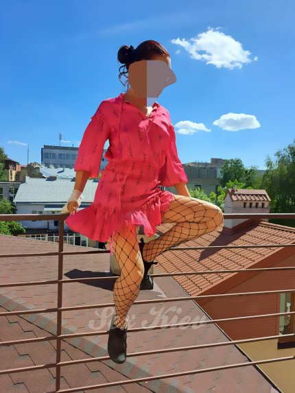 Проститутка Киева Деміівка_Зараз, с 2 размером сисек
