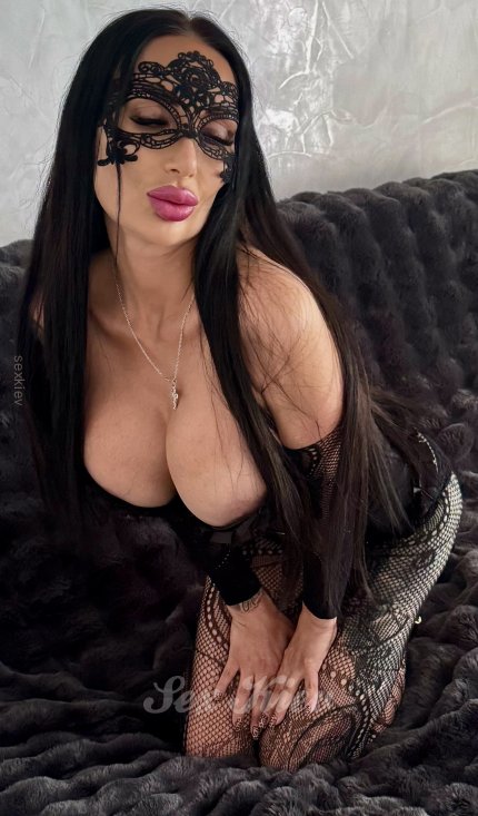 Проститутка Киева Ира индивидуалка, секс с 01:00 до 01:00