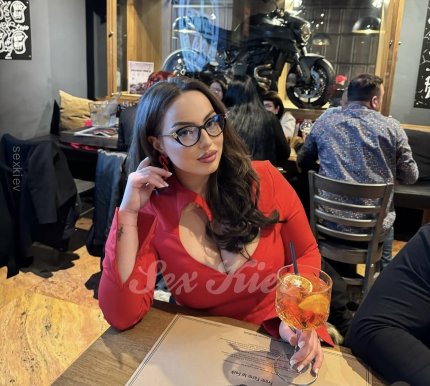 Проститутка Киева Ирина. ИНДИ, звонить по телефону +38 (096) 083-00-..