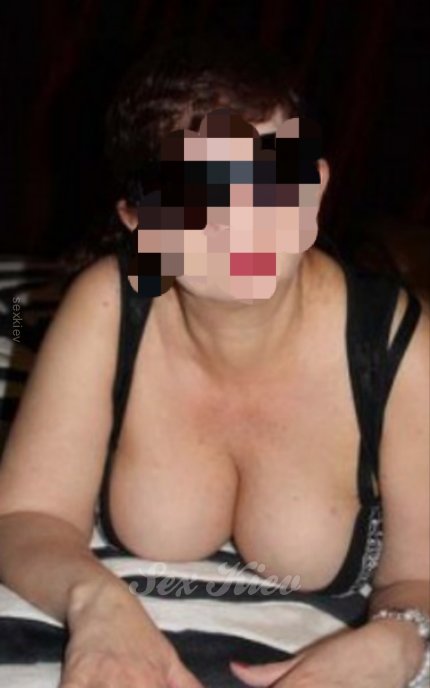 Проститутка Киева Марина, с 6 размером сисек