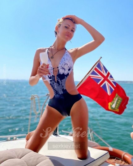 Проститутка Киева Карина, снять за 3000 грн