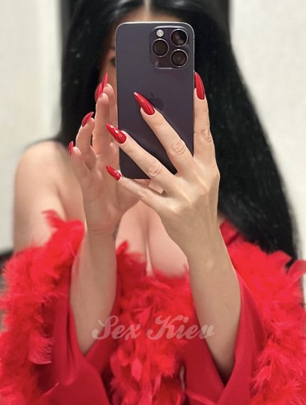 Проститутка Киева РИНАТА, снять за 4000 грн