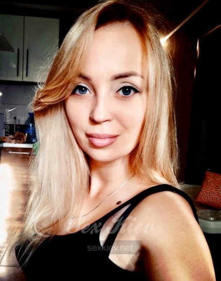 Проститутка Киева Аліна , шлюха за 4000 грн в час