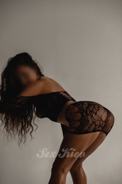 Проститутка Киева Яся, снять за 7000 грн