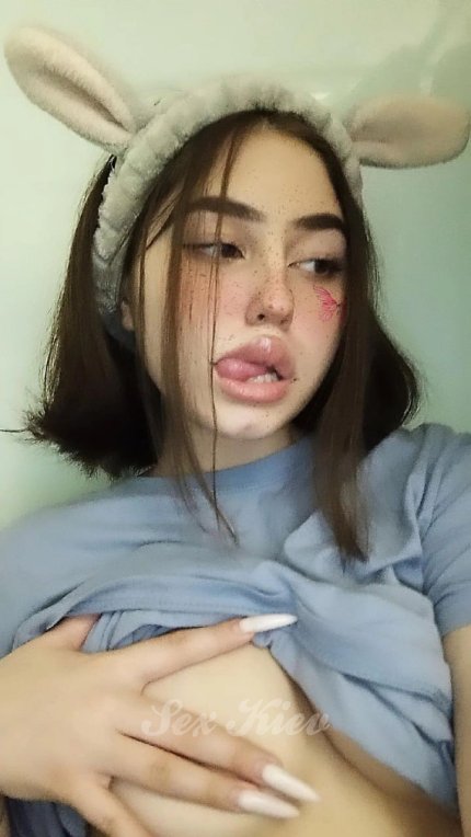 Проститутка Киева Кристинка, ей 19 лет