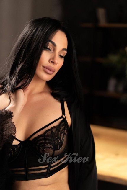 Проститутка Киева Даша, интим услуги без доплат к 3000 грн