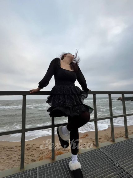 Проститутка Киева Тая
, с 3 размером сисек