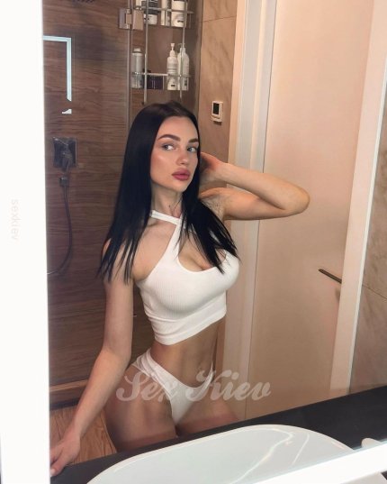 Проститутка Киева Элла
, с 3 размером сисек