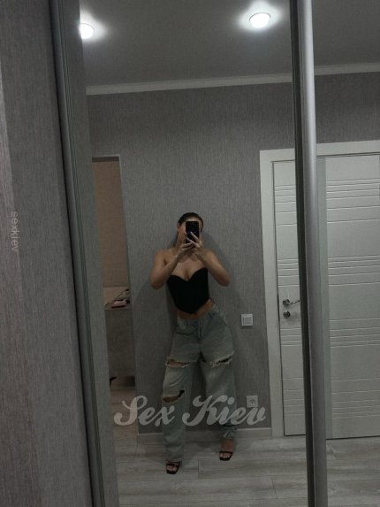 Проститутка Киева Алина, ей 18 лет