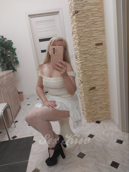 Проститутка Киева АЛЕНА, секс с 01:00 до 01:00