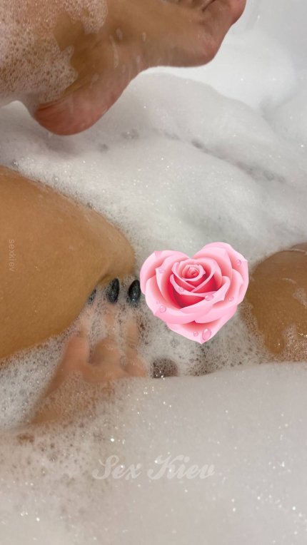 Проститутка Киева Рената, секс с 01:00 до 01:00