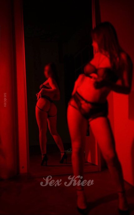 Проститутка Киева Мария, ей 18 лет