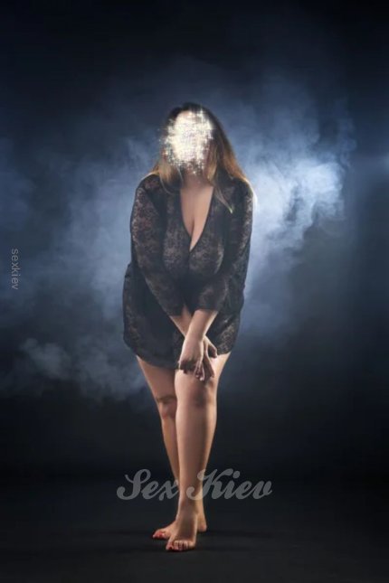 Проститутка Киева Ася, с 5 размером сисек