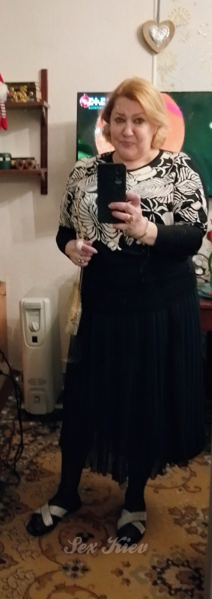 Проститутка Киева Римма, ей 46 лет