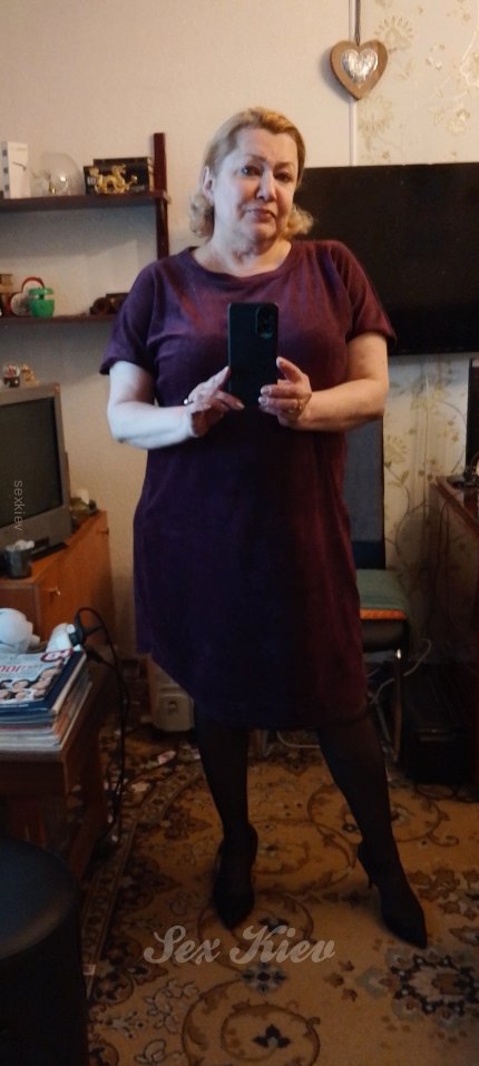 Проститутка Киева Римма, снять за 1111 грн