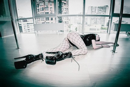 Проститутка Киева Амелия, с 3 размером сисек