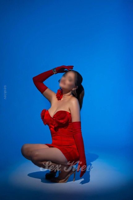 Проститутка Киева Амина, индивидуалка за 8100 грн