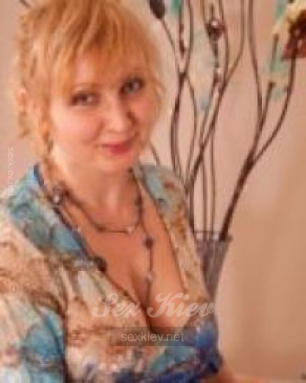 Проститутка Киева Валерия, ей 50 лет